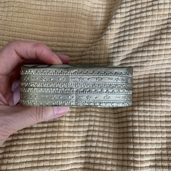 Ming dynasty porcelain shard box. Shard between 1368 and 1644. - Picture 9 of 12